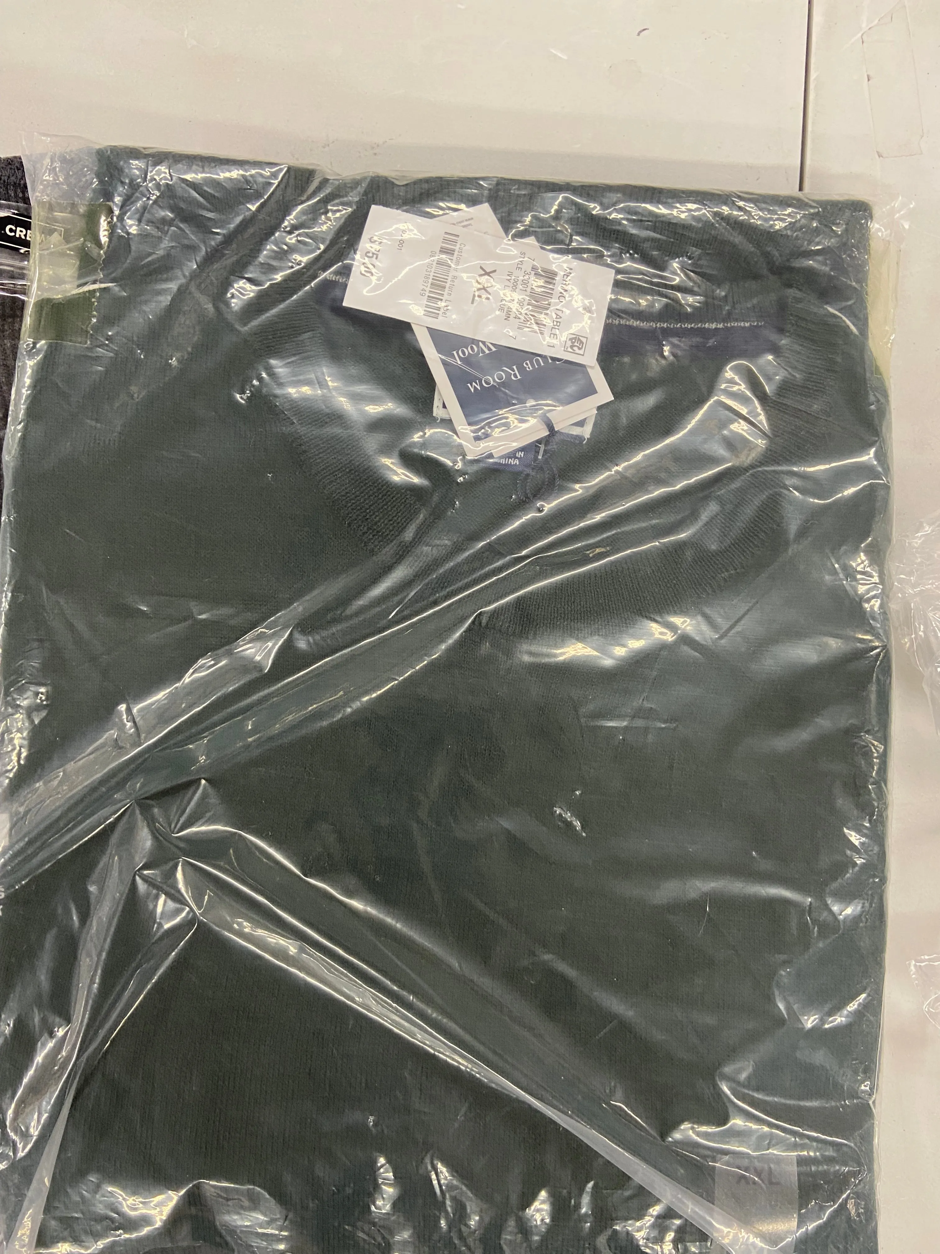 Men's Clothing Assorted Wholesale Lot, 32 DEGREES, CLUB ROOM, ALFANI, 18 items, Shelf Pulls, MSRP $369