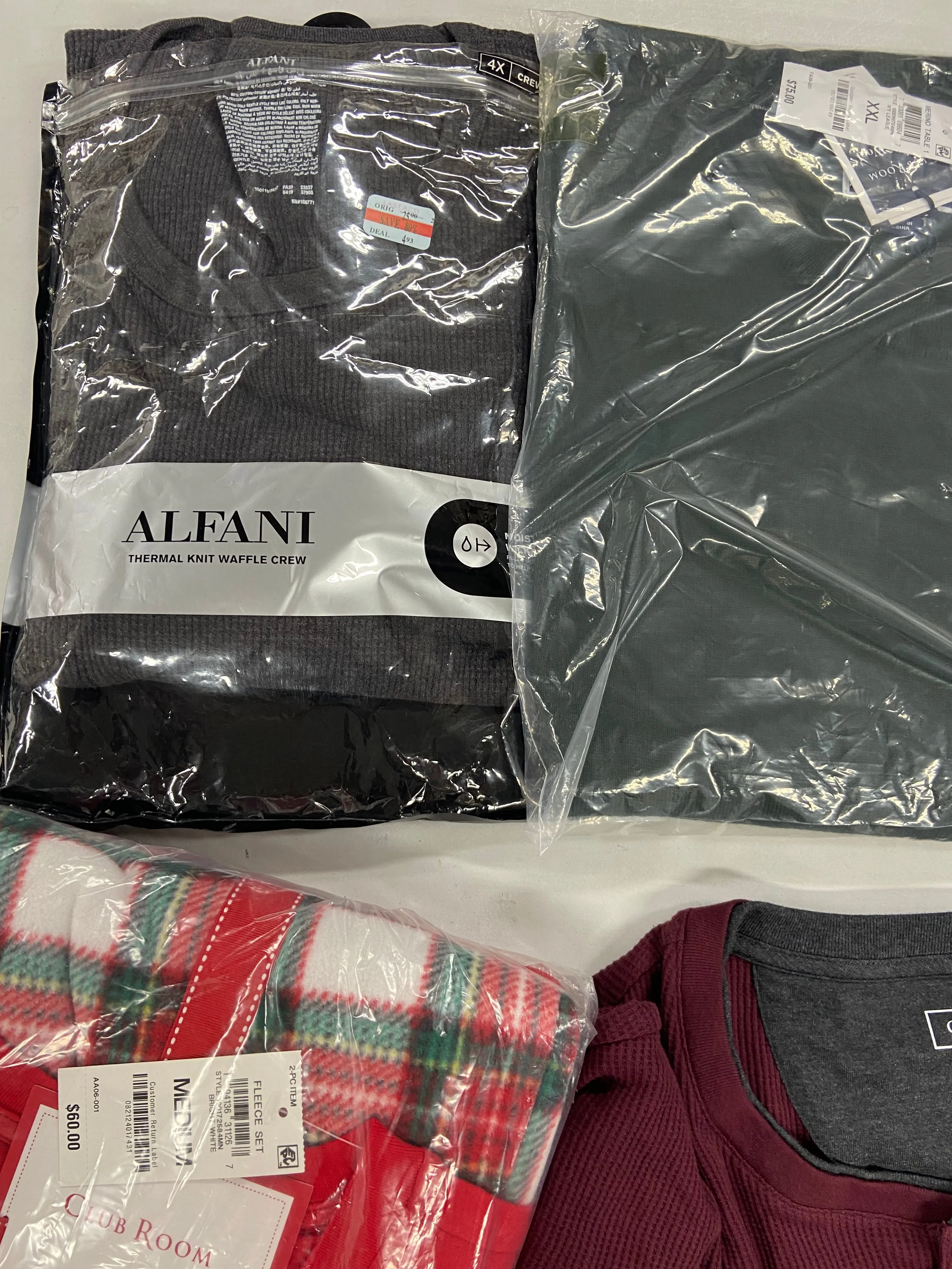 Men's Clothing Assorted Wholesale Lot, 32 DEGREES, CLUB ROOM, ALFANI, 18 items, Shelf Pulls, MSRP $369