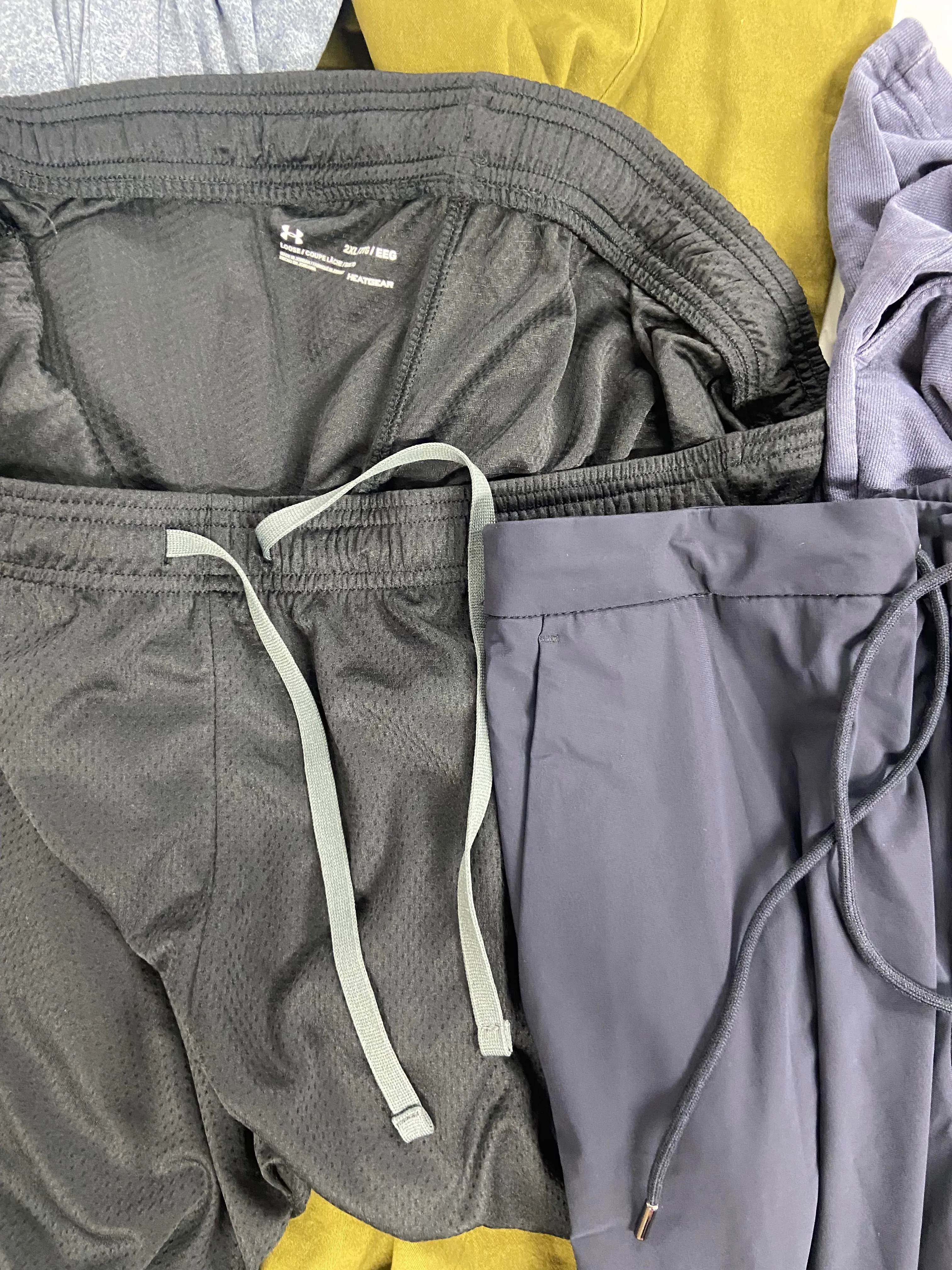 Men's Clothing Bottoms HUDSON, HUGO BOSS, UNDER ARMOUR, AMERICAN APPAREL, GALAXY and more, Wholesale Lot, 10 items, Shelf Pulls, MSRP $665