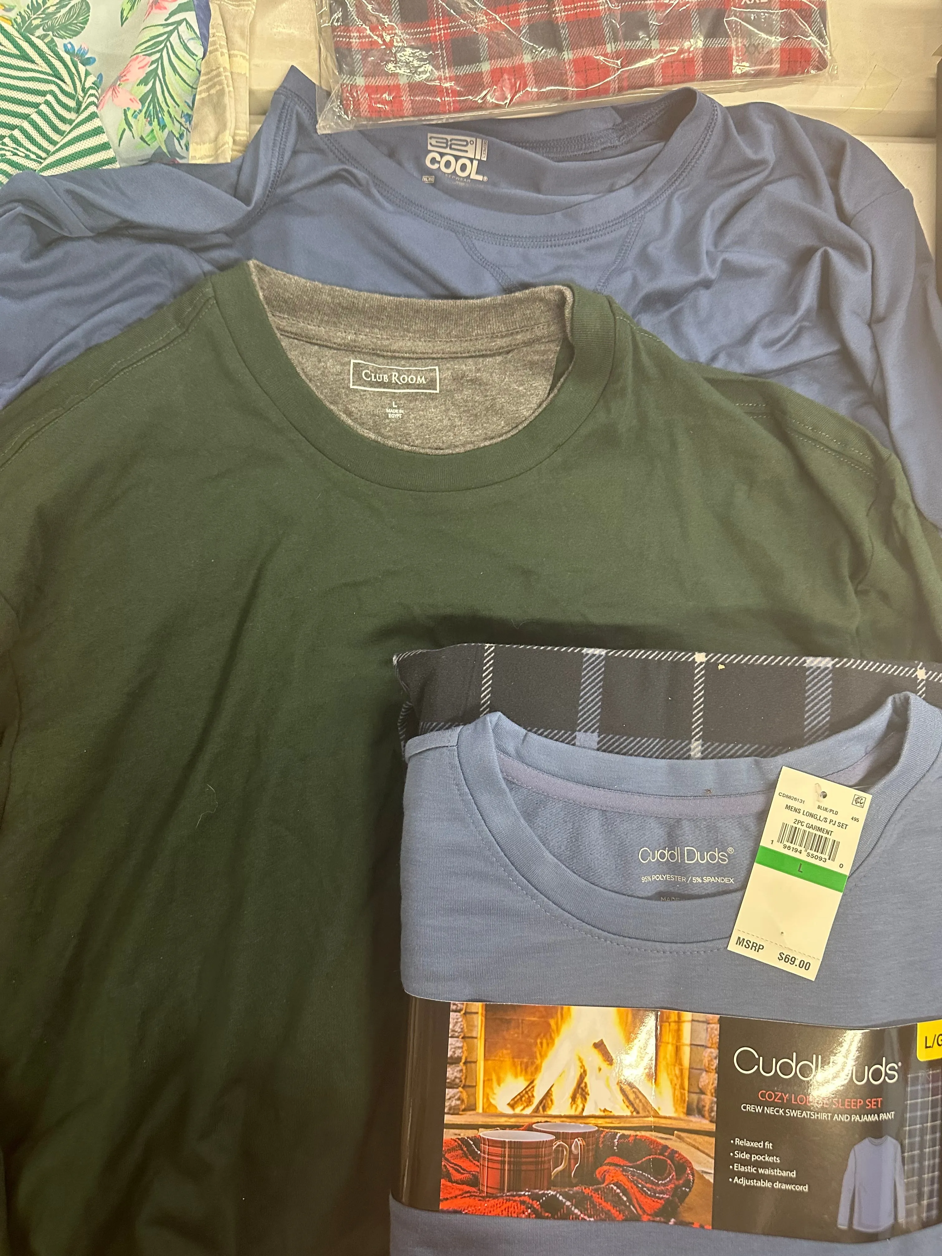Men's Clothing Tops & Others Wholesale Lot, PERRY ELLIS, 32 DEGREES, BAR III, CLUB ROOM, INC and more, 11 items, Shelf Pulls, MSRP $537
