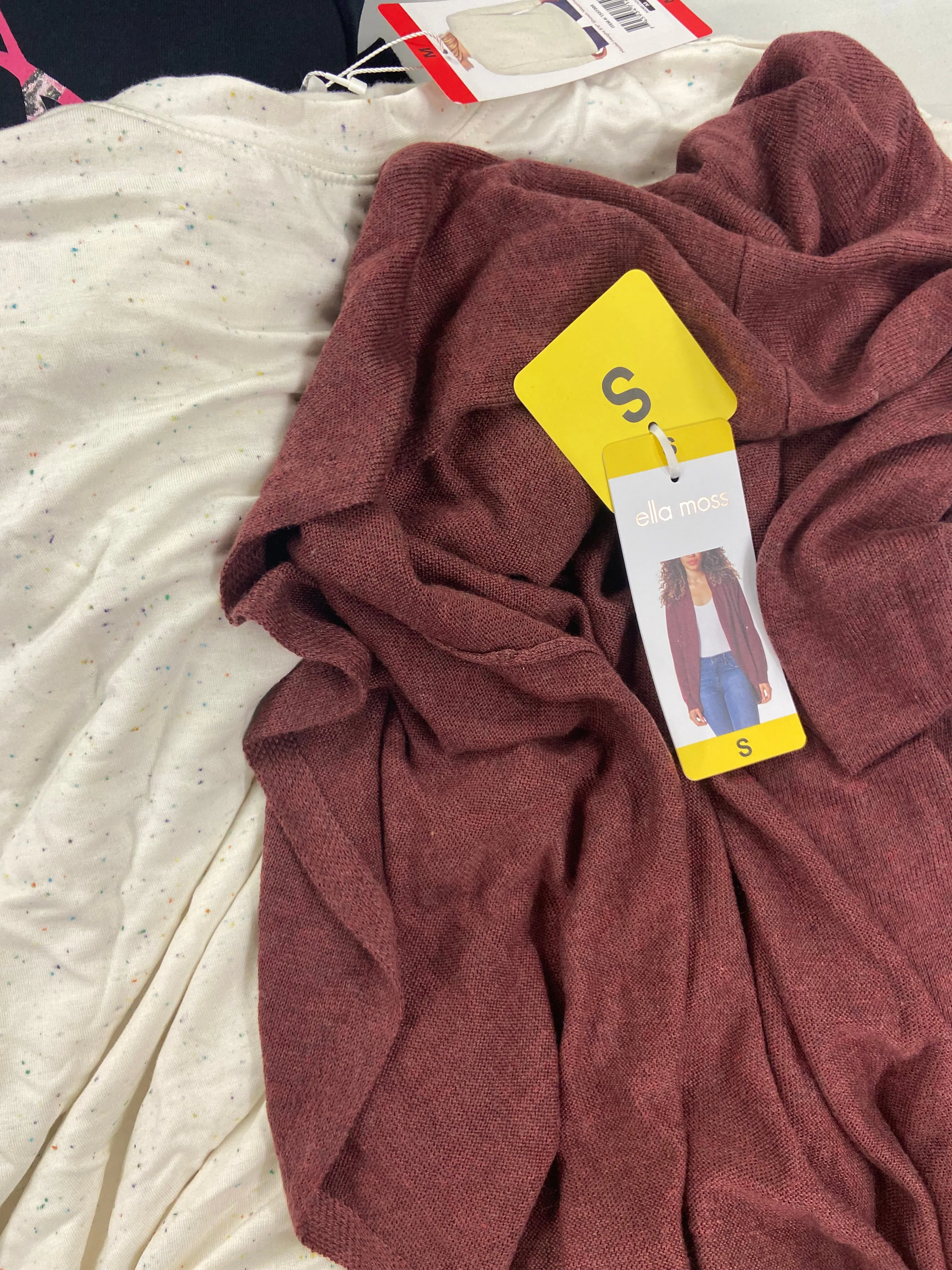 Women's Clothing Tops Wholesale Lot, FREE PEOPLE, ELLA MOSS, 32 DEGREES, ALFANI, AMERICAN APPAREL and more, 18 items, Shelf Pulls, MSRP $848