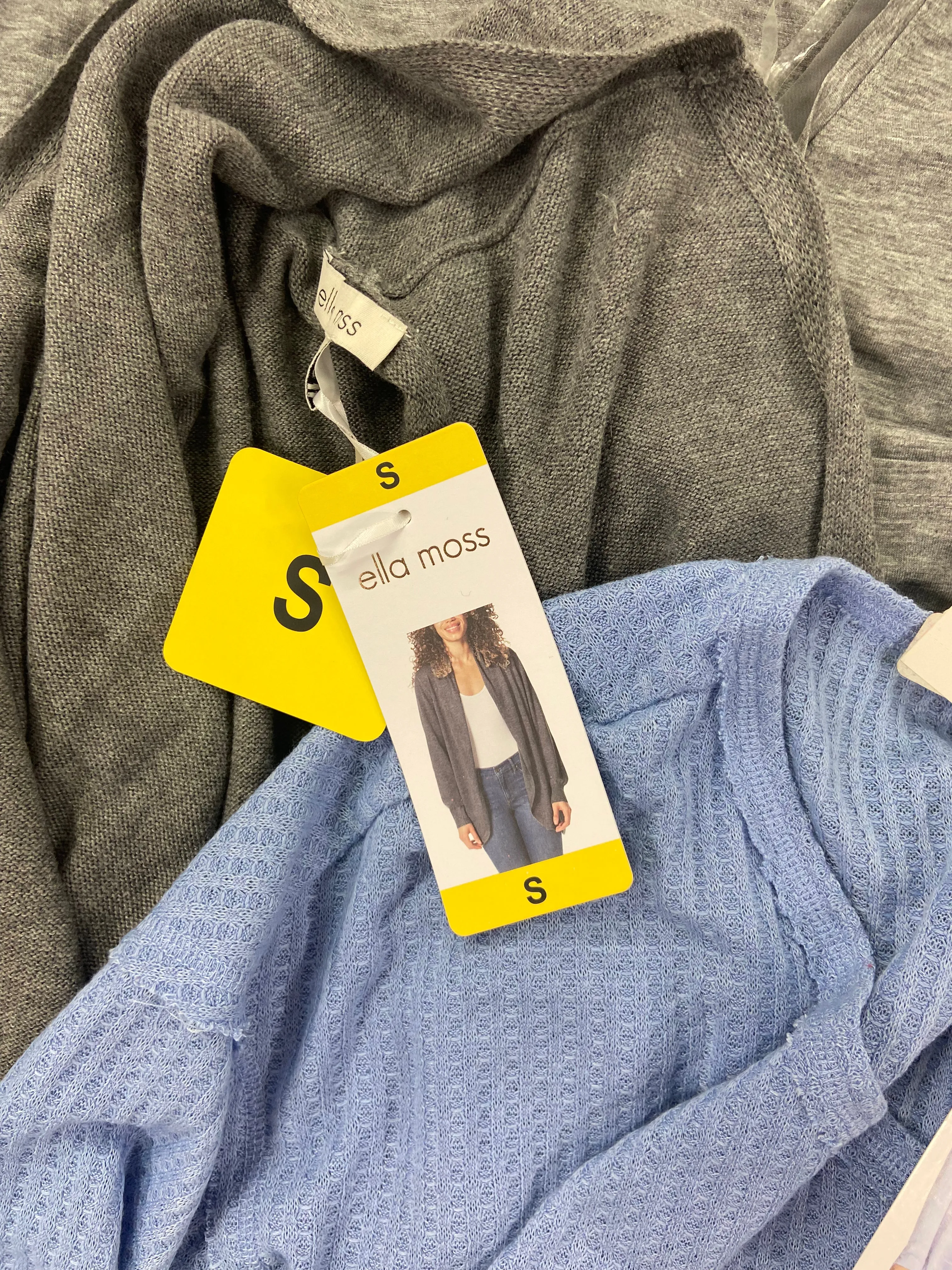 Women's Clothing Tops Wholesale Lot, FREE PEOPLE, ELLA MOSS, 32 DEGREES, ALFANI, AMERICAN APPAREL and more, 18 items, Shelf Pulls, MSRP $848