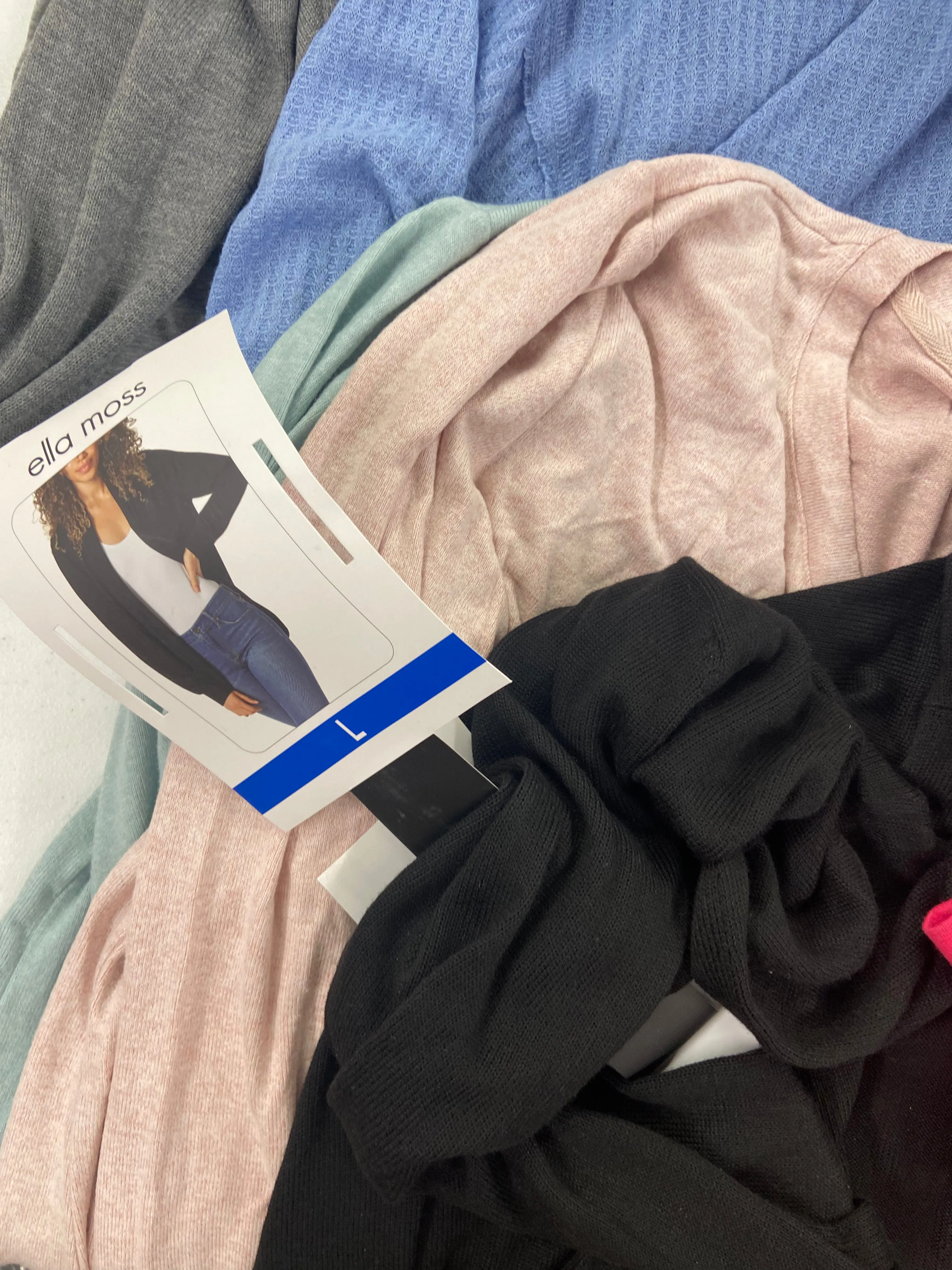 Women's Clothing Tops Wholesale Lot, FREE PEOPLE, ELLA MOSS, 32 DEGREES, ALFANI, AMERICAN APPAREL and more, 18 items, Shelf Pulls, MSRP $848