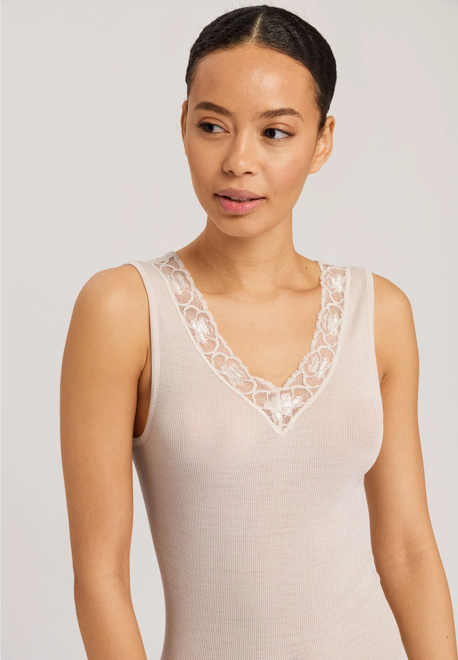 Woolen Lace Fine Ribbed Wool And Silk Tank Top | Pumice 70971-2801